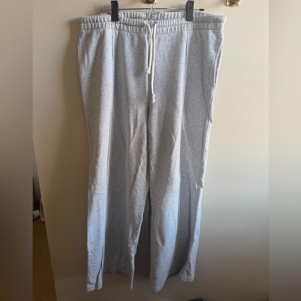 Aerie Light Gray Wide Leg Slit Pants - Size XL